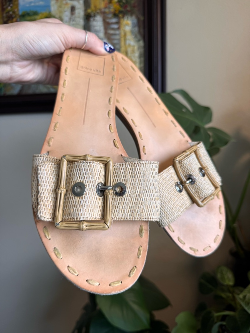 Dolce Vita Tan Brown Woven Bamboo Buckle Sandals Slides Flats 10